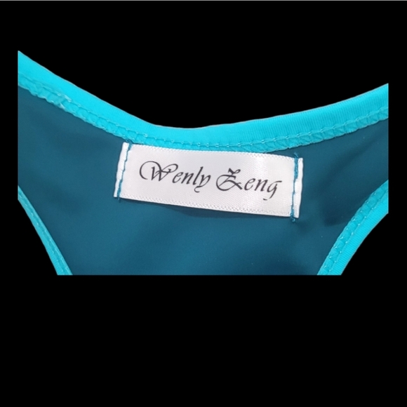 Wenly Zeng Ladies Scoop Neck Racerback Swim Top - Picture 8 of 8